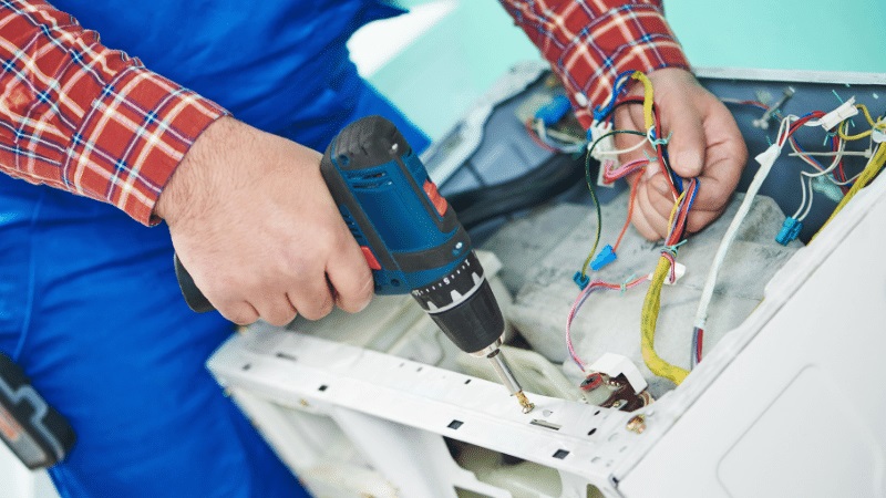 Sapanca Lg Lg çamaşır makinesi kart tamiri – Su almama arızası orijinal parça ile giderildi. - Teknik servis örneği